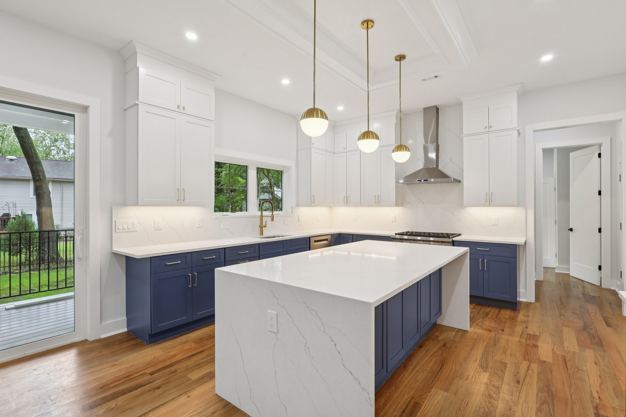73 W Cedar St Livingston NJ kitchen photo 12